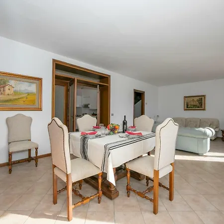 Appartement Casa Fronte Isola